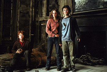 Harry Potter movies, Online streaming, Watch online, Movie availability HD wallpaper