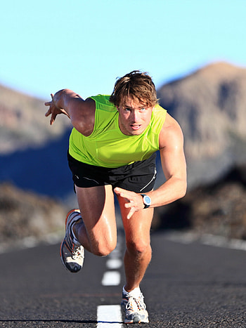Start run, Athlete in action, Ultra HD phone wallpaper