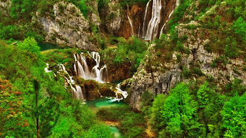 Plitvice National Park, Croatia, river, UNESCO World Heritage Site, green, beautiful, cliff, lagoon, forest HD wallpaper