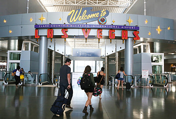 Mccarran Airport in Las Vegas, PPE vending machines, CNN Travel HD wallpaper