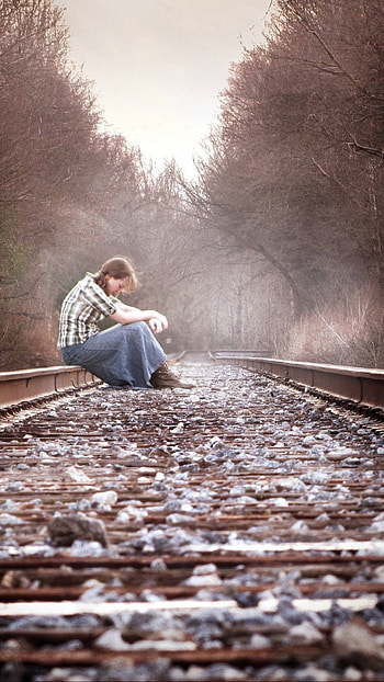 Sad, Broken Girl HD phone wallpaper