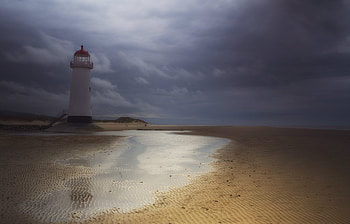 Nature, Sky, Great Britain, Sand, Shore, Bank, Lighthouse, Overcast, Mainly Cloudy, United Kingdom, England HD wallpaper