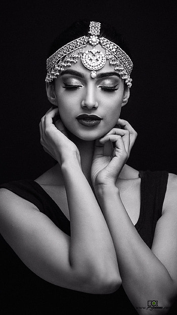 Meenakshi Chaudhary, telugu actress HD phone wallpaper