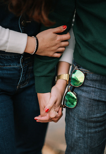 Love, Couple, Pair, Hands, Tenderness, Touching, Touch, Glasses, Spectacles HD phone wallpaper