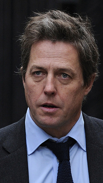 Hugh Grant, Screen beauty, Talented actor, Men's fashion HD phone wallpaper