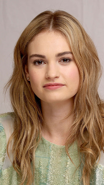 Lily James, Heroine HD phone wallpaper