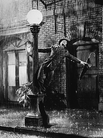 Legendary musical, Gene Kelly's charisma, Timeless entertainment, Memorable songs HD phone wallpaper