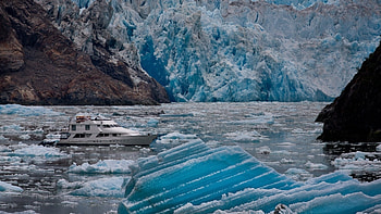 Glacier , Captivating scenery, Frozen wonder, Nature's masterpiece HD wallpaper