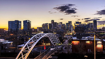 Denver Skyline, Urban panorama, Skyscraper city, Rocky Mountain charm HD wallpaper