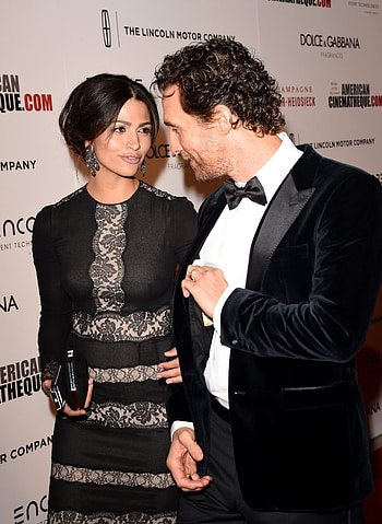Matthew McConaughey, Camila Alves, Adorable moments, Loving couple HD phone wallpaper