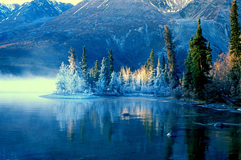 The Awakening Of Lake Kluane, Canada, blue, winter, beautiful, Yukon, sunrise, lake, snow, trees, mountains, forest HD wallpaper