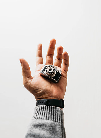 Hand, Miscellanea, Miscellaneous, Retro, Camera, Souvenir HD phone wallpaper