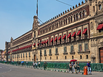 National Palace, Zocalo (Constitution Square) HD wallpaper