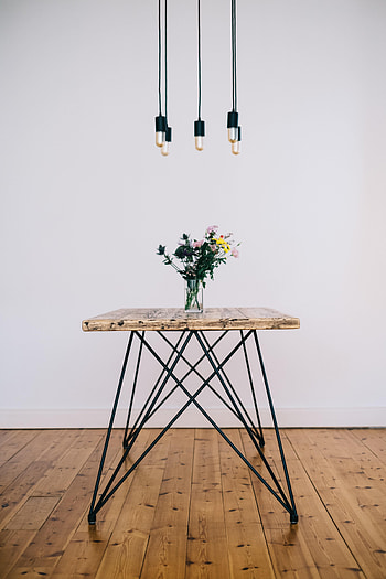 Flowers, Miscellanea, Miscellaneous, Bouquet, Lamp, Table, Room, Lamps HD phone wallpaper