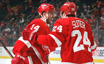 Detroit Red Wings, Dylan Larkin, Team comeback, Victory over Vegas HD wallpaper