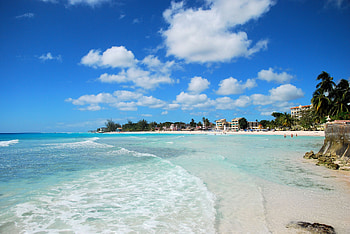 Caribbean beachfront real estate, Roatan properties, Dream home locations, Beachfront living HD wallpaper