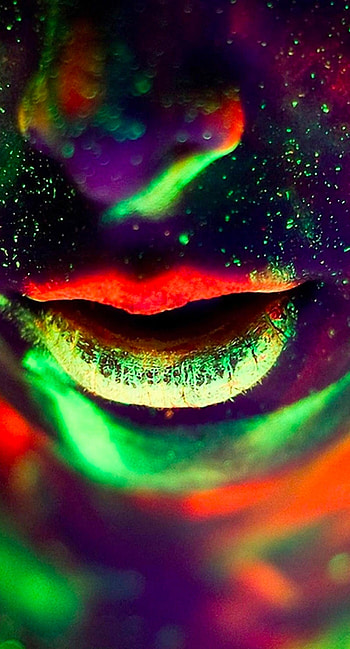 Cool green red and black character 7 Plus HD phone wallpaper