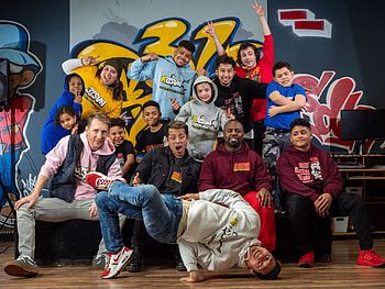 31Svn Street Dance Academy, Street Dance HD wallpaper
