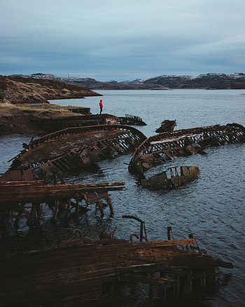 Shore, Bank, Miscellanea, Miscellaneous, Loneliness, Lonely, Alone, Wreckage, Detritus HD phone wallpaper