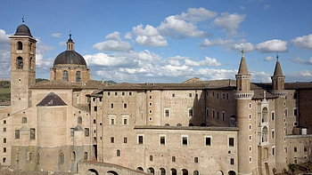 World Ranking, Top Researchers, Urbino, Increased Enrollments HD wallpaper