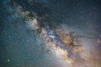 Breathtaking view of the Milky Way galaxy filled with countless stars in the night sky above Garland, Texas. HD wallpaper