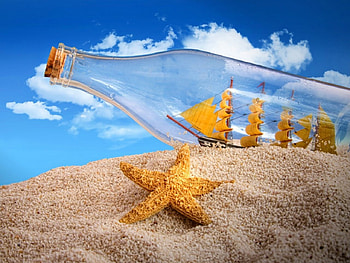Sea star and a bottle on the beach, blue, tropical, sea star, beach, sands, sun, sea, tropics, paradise, beautiful, bottle, star, ships, treasure, clouds, nature, sky HD wallpaper