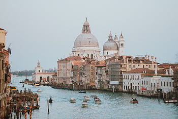 Beautiful Venice Grand Canal view with Basilica di Santa Maria della Salute in daylight, perfect for travel and architecture theme. HD wallpaper
