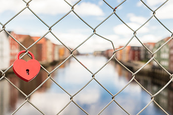 Love, Lock, Blur, Smooth, Grid, Heart HD wallpaper