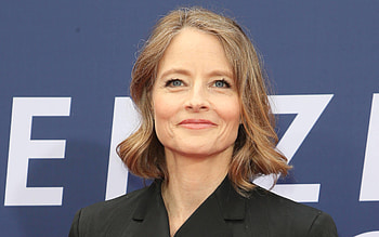 Jodie Foster, Mona Lisa Film Project, Exciting Prospects, Upcoming Release HD wallpaper