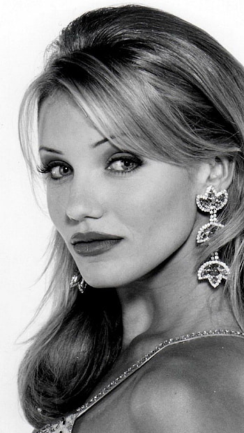 Movie role, Leading lady, Glamorous mask, Celebrity beauty HD phone wallpaper