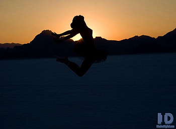 BALERINA IN SUNRISE.., colorful, balerina, dance, balet, sunrise HD wallpaper