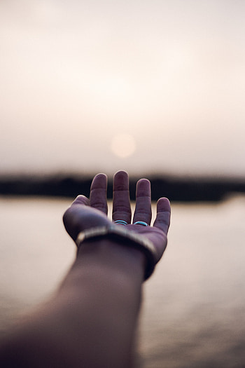 Hand, Miscellanea, Miscellaneous, Blur, Smooth, Palm, Fingers, Stretch Out, Extend HD phone wallpaper