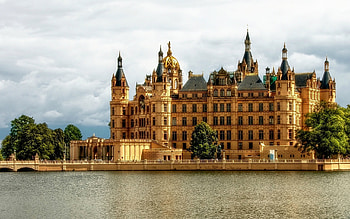 Schwerin Castle, Germany, medieval, germany, river, castle HD wallpaper