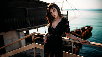 Girl Pier Side Black Clothing, girls, pier, model, black-dress HD wallpaper