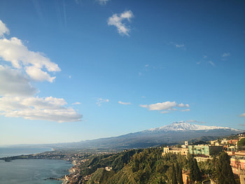 Mount Etna, Active volcano, Natural wonder, Must-see HD wallpaper