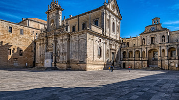 Discovering Lecce, Italy's beauty, Historical streets, Southern charm HD wallpaper
