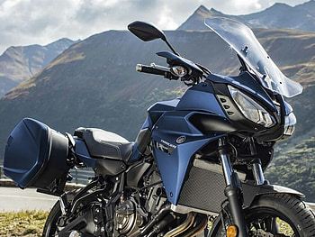 Yamaha Tracer 9 GT, Dynamic performance, Sleek profile, Head-turning style HD wallpaper