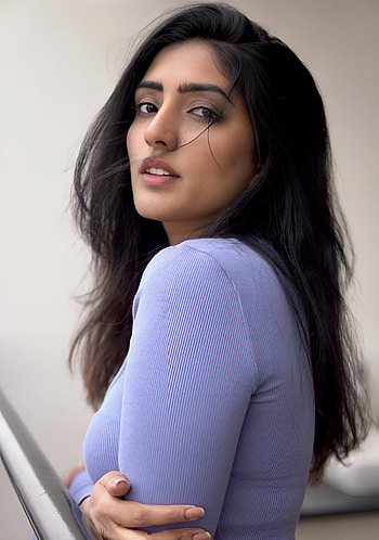 Eesha rebba, head, organ HD phone wallpaper