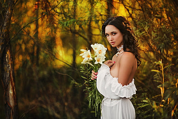 The beauty at the forest, sweet, girl, amazing, lovely HD wallpaper