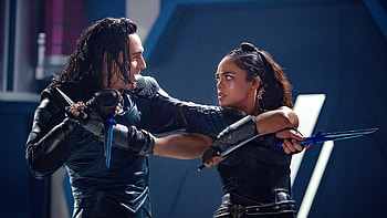 Tessa Thompson, cool windows, loki tom hiddleston, marvel HD wallpaper
