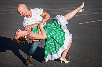 Twist Dance, 50s style, Dance genre, Retro fashion HD wallpaper