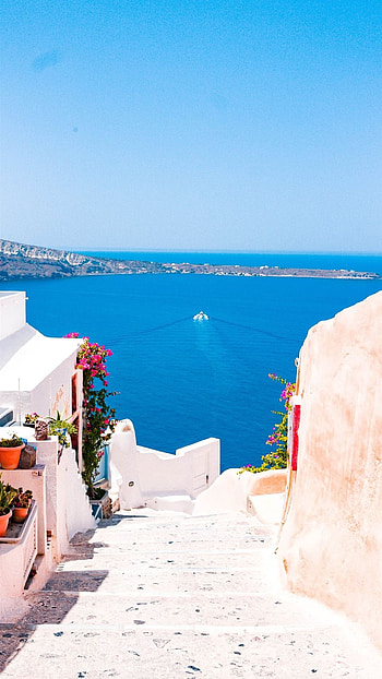Greek island , Stunning graphy, Santorini backgrounds, now HD phone wallpaper