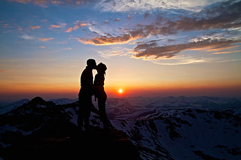 Sky, Mountains, Love, Kiss, On, She Is HD wallpaper