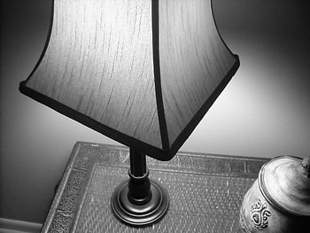 Lamp-lit, still life, white, black, lamp HD wallpaper