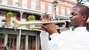 Black man playing trumpet, Street musician HD wallpaper
