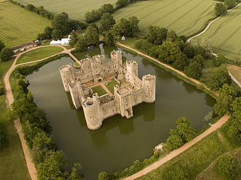East Sussex, UK, Bodiam Castle HD wallpaper