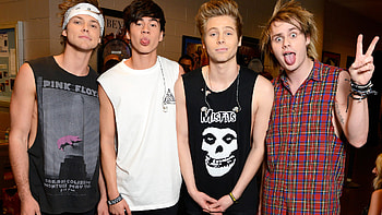 5 Seconds Of Summer, Luke Hemmings, 5sos, Michael Clifford, Calum Hood HD wallpaper