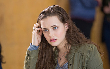 Hannah 13 Reasons Why , 13-reasons-why, tv-shows, girls, actress, katherine-langford HD wallpaper
