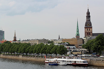 Best areas to stay in Riga, Latvia districts HD wallpaper