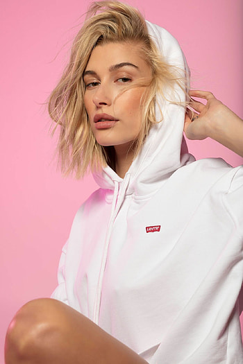 Levi's collaboration, Hailey Bieber HD phone wallpaper
